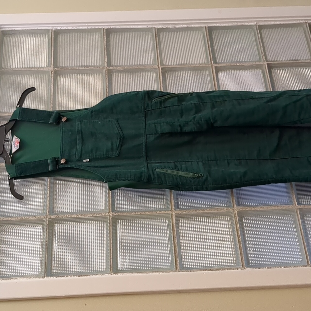 Vintage Levi Ski bib. Corduroy green fabric.